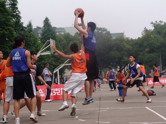 斯尔则